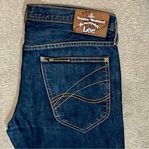 Vivienne Westwood Anglomania × Lee Blue
Classic Skinny Jeans W34 L32 Price $170